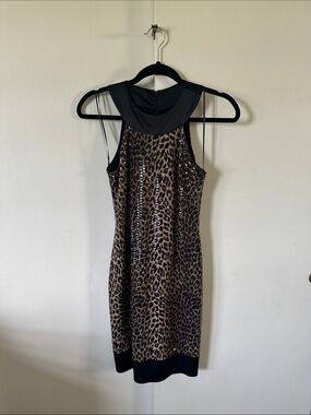 Vintage Leopard Print Sleeveless Cocktail Dress with Black Trim
